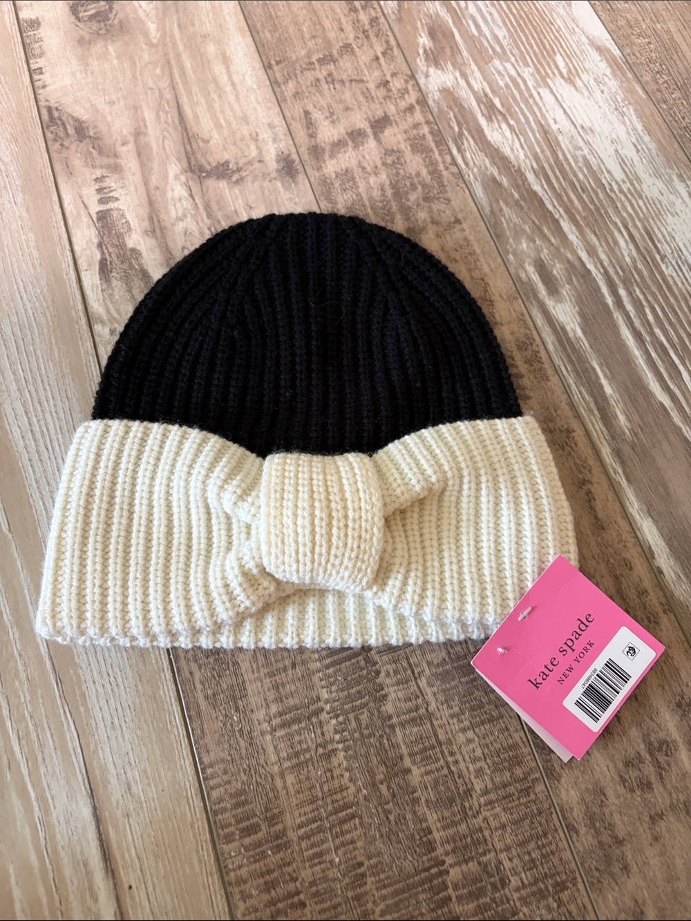 kate spade Black & Cream Knit Bow Hat